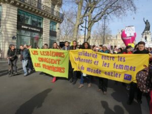 Manifestations des LOCs (Lesbiennes of color) et des Lesbiennes dépassent les frontières